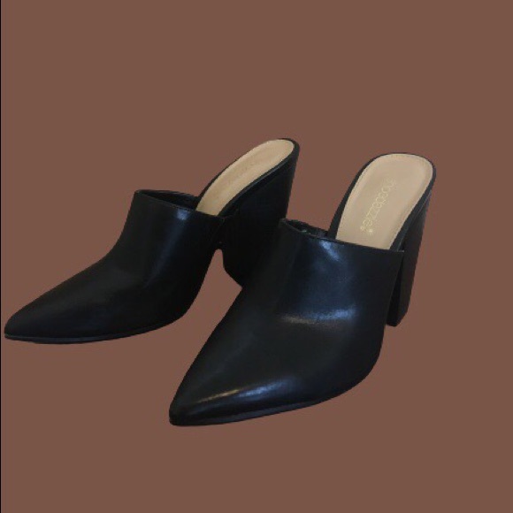 shoedazzle mules